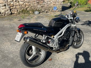 Triumph Speed Triple 955i