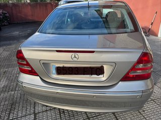 Mercedes-Benz 220 Cdi Clase E Advangarde del 2003