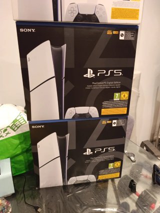 2 Cajas PlayStation 5 Digital Edition Sony