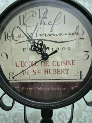 Reloj de mesa estilo vintage Le Normand