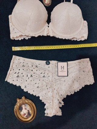 Conjunto Lencería Encaje Beige 95C