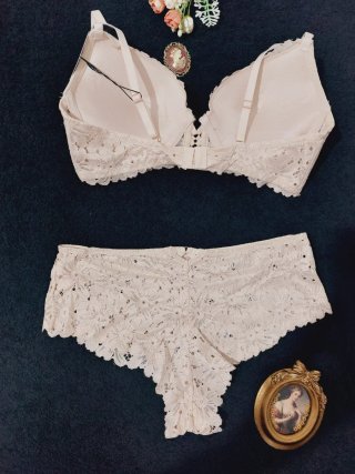 Conjunto Lencería Encaje Beige 95C