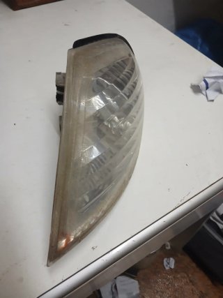 Nissan Almera Intermitente Delantero Dcho
