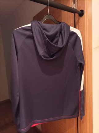 Chaqueta Nike con capucha
