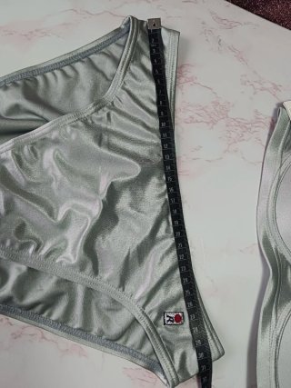 Bikini talla 42 RED POINT Plateado. Con push up