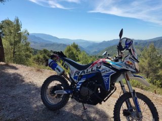 Voge 300 Rally.