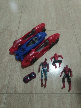 Coches Spiderman y Figuras