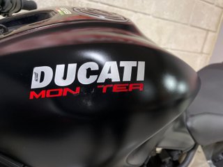 Ducati Monster 821 2016 FULL 28.000 Kms