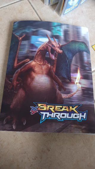 Lote 460 Cartas Pokémon + 2 Álbumes