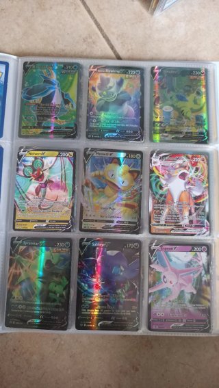 Lote 460 Cartas Pokémon + 2 Álbumes