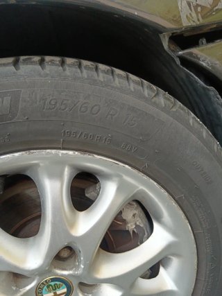 Pareja de Llantas Alfa Romeo 195/60 R15 Michelin