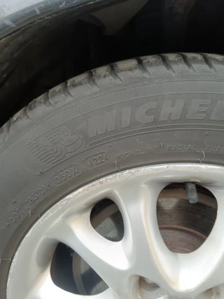 Pareja de Llantas Alfa Romeo 195/60 R15 Michelin