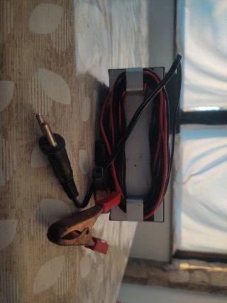 Cargador de Baterías FERVE F-25