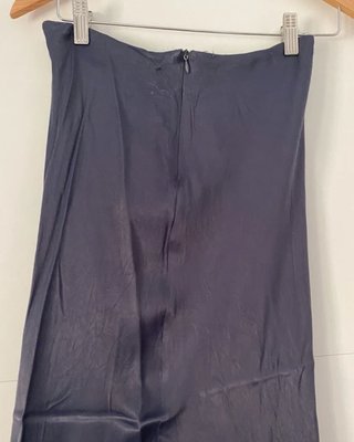Falda Larga Satinada Gris Talla Única