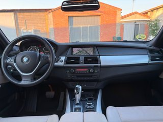 BMW X5 2011