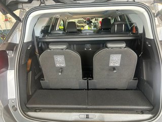Peugeot 5008 HDi 130CV ** 3 AÑOS GARANTIA **