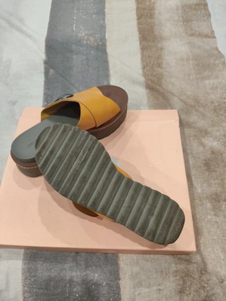 Sandalias Zara Tiras Mostaza