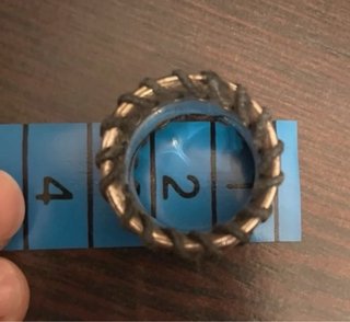 Lote: Anillo Cuero+Sudadera L+Pantalón 42.