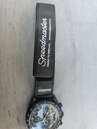 Reloj swatch mercury Black