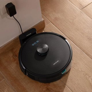 Robot aspirador y fregasuelos Cecotec Conga M50.