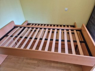 Cama y cajonera infantil madera