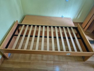Cama y cajonera infantil madera
