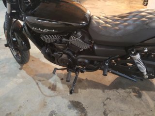 Harley Davidson Street 750 Negra