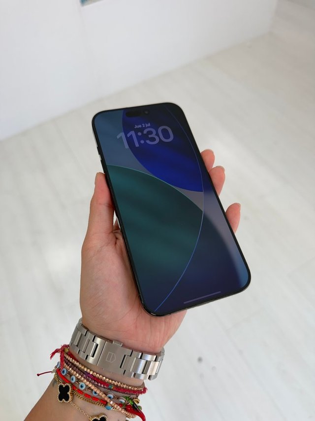 IPHONE 16 PRO MAX 512GB SEMI NUEVO