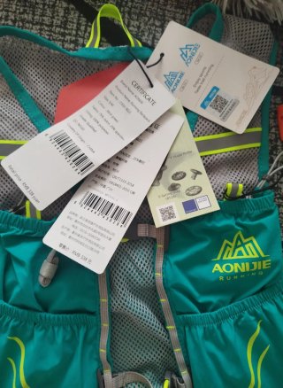 Chaleco de hidratación AONIJIE ligero
