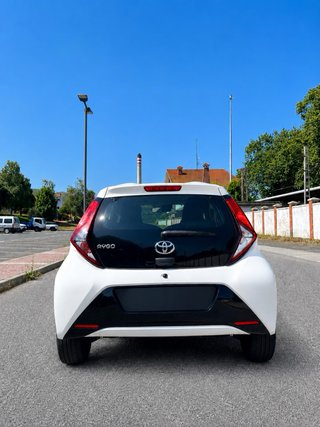 Toyota Aygo X 1.0 VVT-i 33.000 km