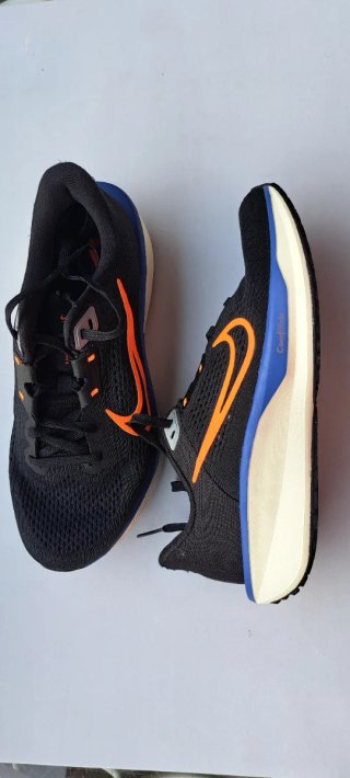 Zapatillas Nike Quest 6 Negras Naranja