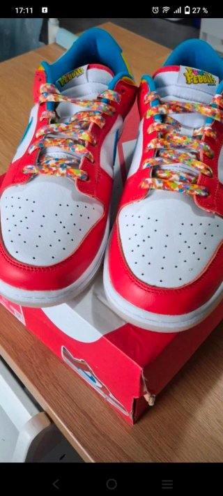 Nike Dunk Low QS Lebron James