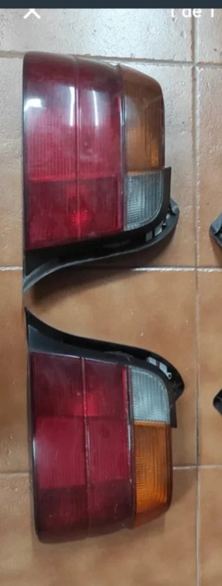 Pilotos Traseros BMW 325 TDS E36