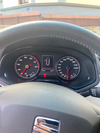 SEAT Arona 1.0 TSI 95cv • 30.000 km • Bicolor Rojo