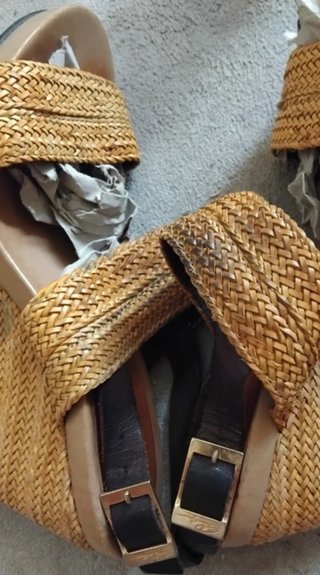 Sandalias tacón Penelope negras y marrones