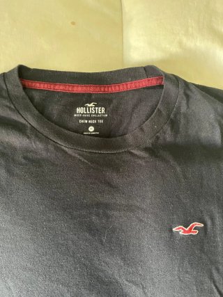 Camiseta Hollister Negra Talla M