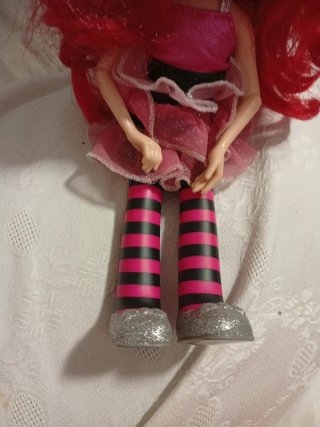 Muñeca Tarta de Fresa 28 cm