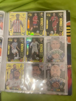 Album LaLiga Adrenalyn 2025-26 75% completo + Caja