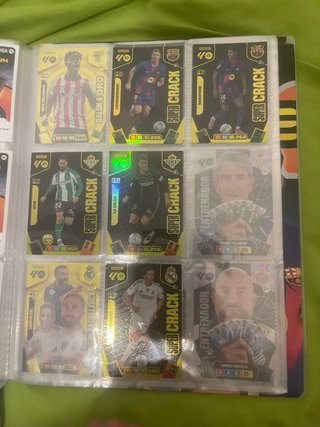 Album LaLiga Adrenalyn 2025-26 75% completo + Caja