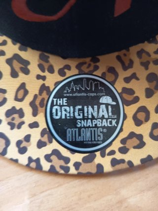 Gorra Snapback Atlantis Letra A