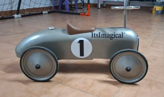 Coche correpasillos Imaginarium