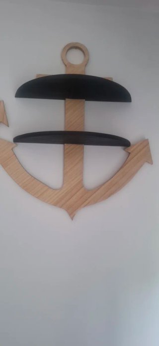 Scaffali in legno e metallo
