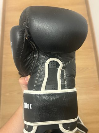 Guantes y espinilleras Muay Thai Hualaan Piel