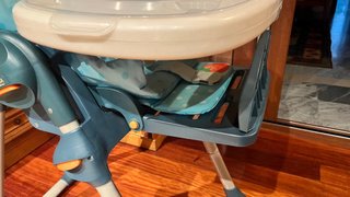 Trona Chicco infantil con estampado de frutas