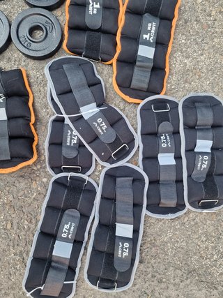 Set Tobilleras 1kg y 0.75kg + Discos