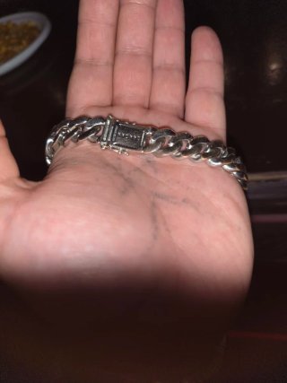 Cadena Cubana Aporro plata