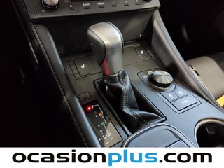 Lexus RC 300h Executive + TS 164 kW (223 CV)