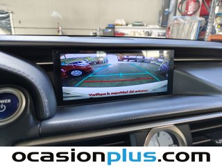 Lexus RC 300h Executive + TS 164 kW (223 CV)