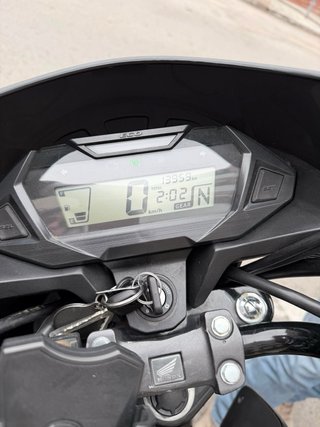 Honda CB125F 2024 Negra