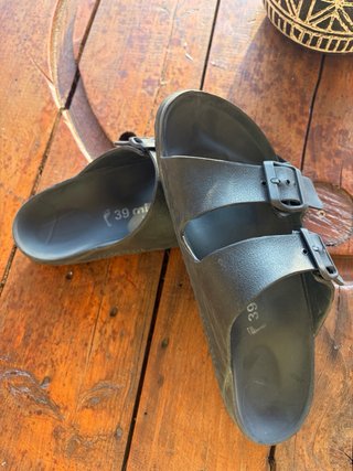 Ciabatte estive stile Birkenstock nere